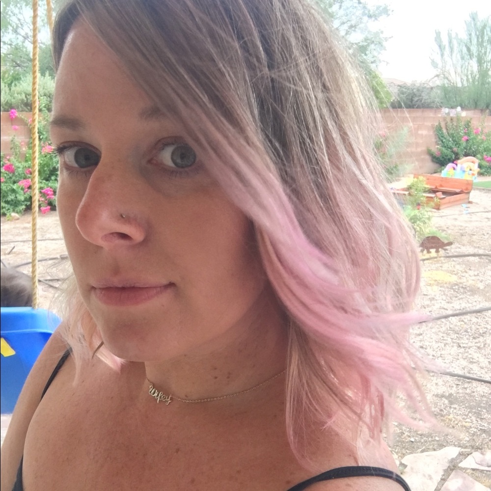 Meet your Posher, Stacy